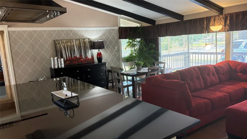 306 E PINE Winnsboro, TX 75494