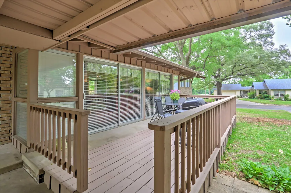 306 E PINE Winnsboro, TX 75494