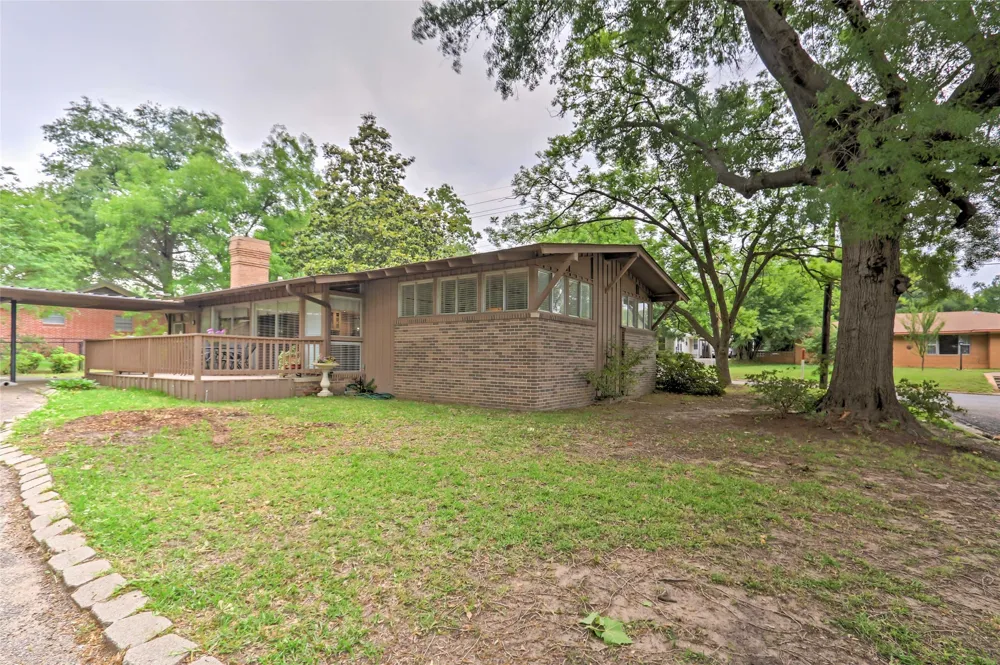306 E PINE Winnsboro, TX 75494