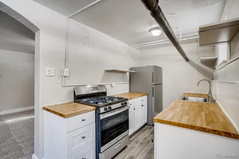 1050 Washington Street #1A