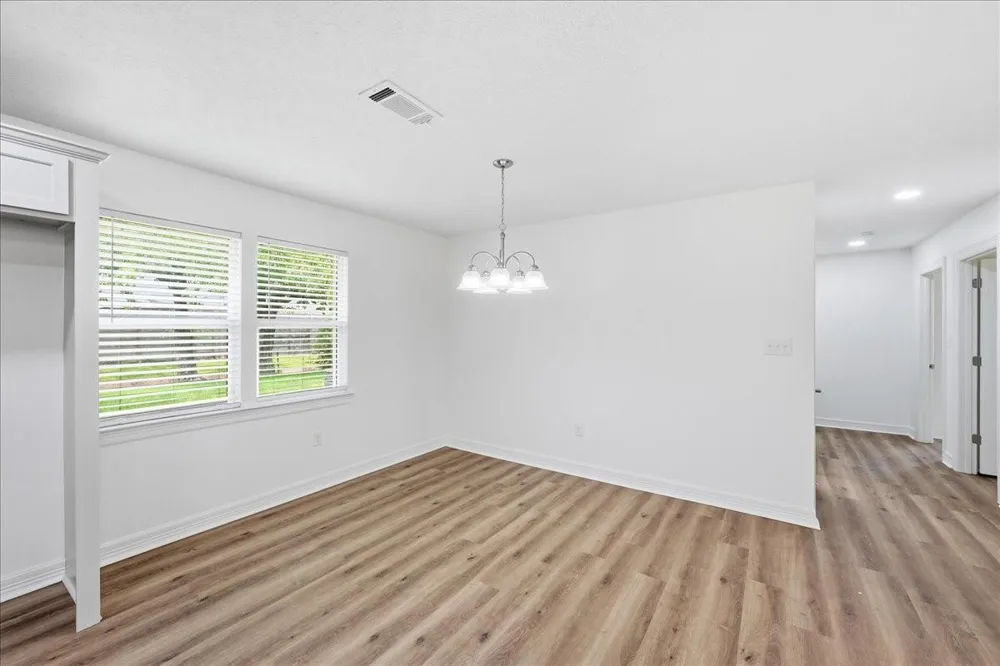 1716 Avenue E Nederland, TX 77627