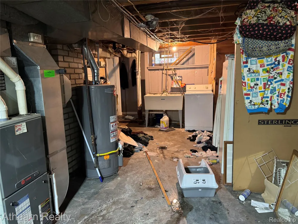 3935 Larchmont Street Flint City, MI 48532