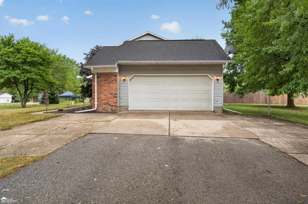 8400 Ridge Road Atlas Township, MI 48438