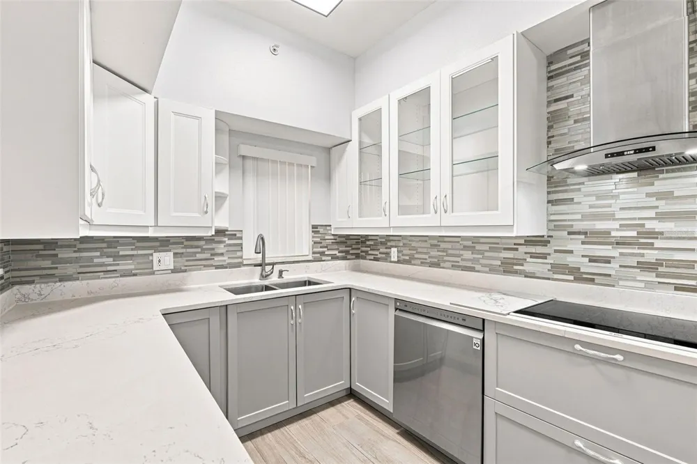 4264 CENTRAL SARASOTA PARKWAY #117 Sarasota, FL 34238
