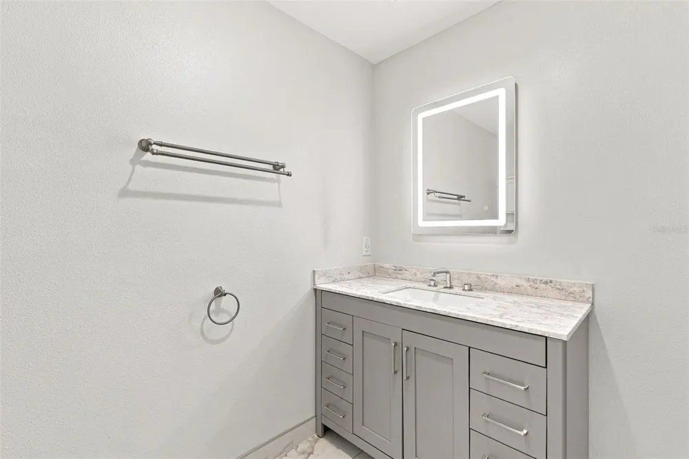 4264 CENTRAL SARASOTA PARKWAY #117 Sarasota, FL 34238