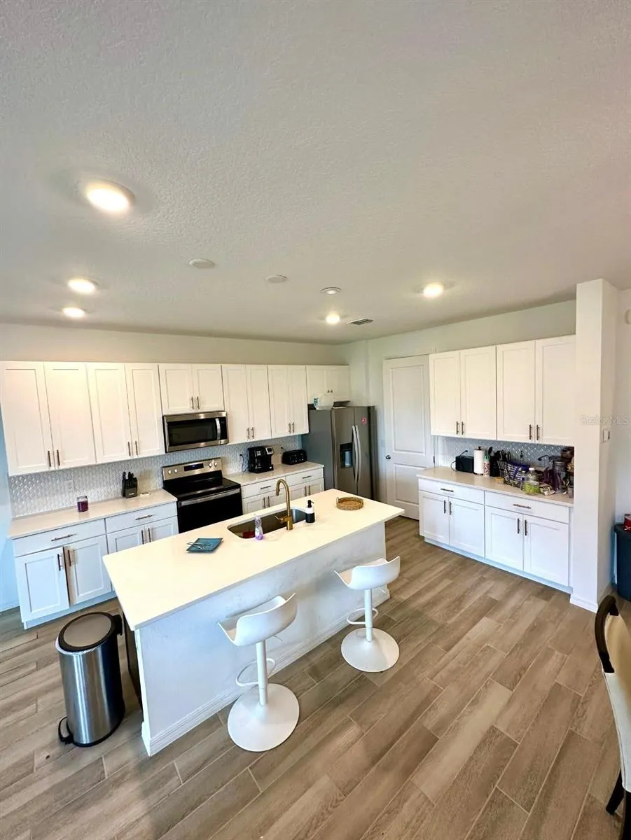 821 BENOI DR, Davenport, FL 33896