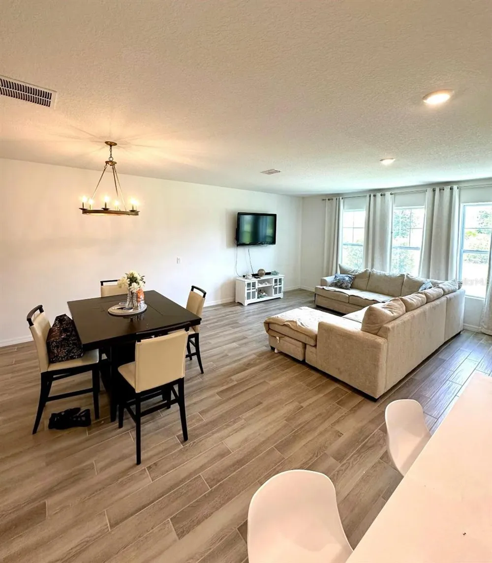 821 BENOI DR, Davenport, FL 33896