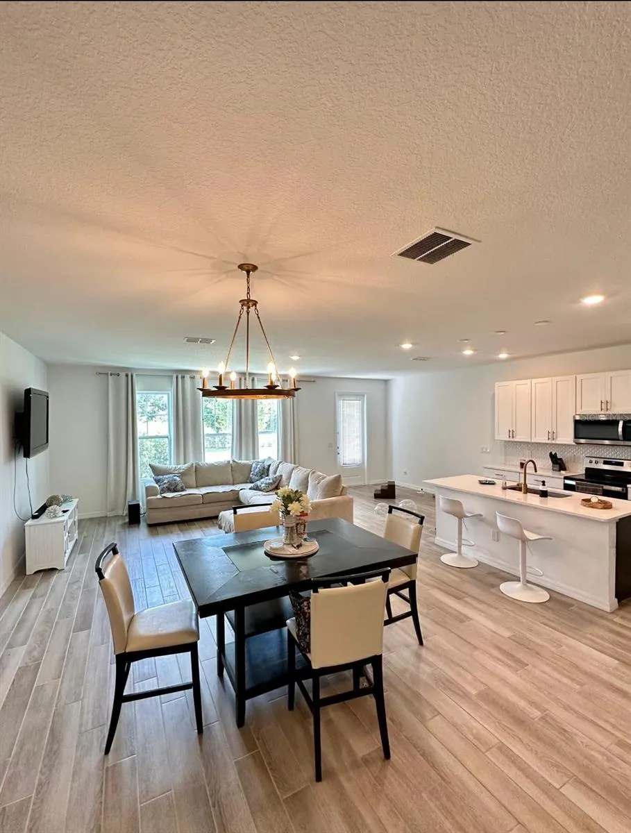 821 BENOI DR, Davenport, FL 33896