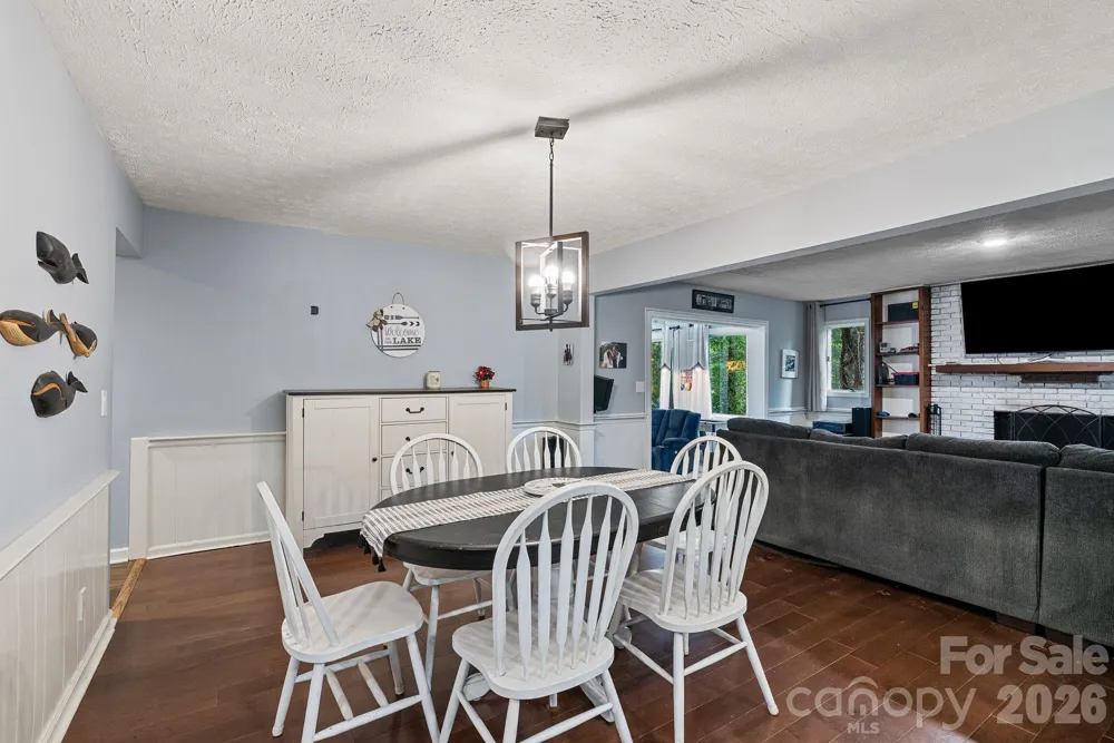 4 Beechwood Lakes Drive Hendersonville, NC 28792