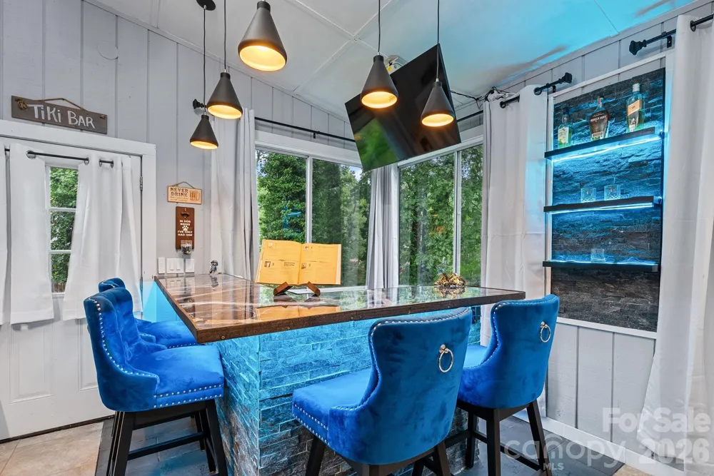 4 Beechwood Lakes Drive Hendersonville, NC 28792
