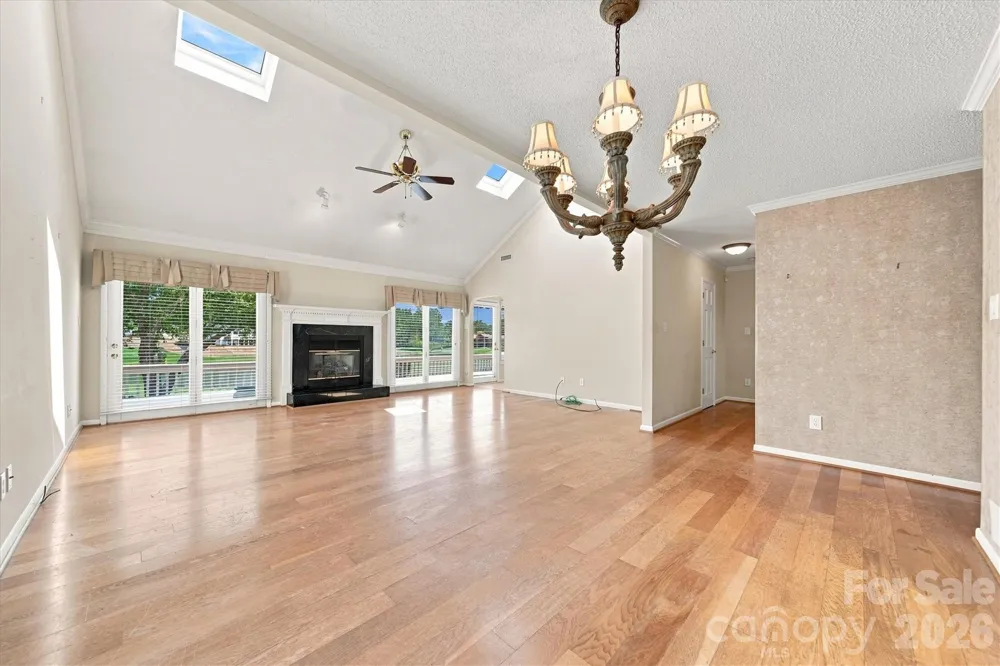 3823 ROCK BRIDGE DRIVE NE Conover, NC 28613