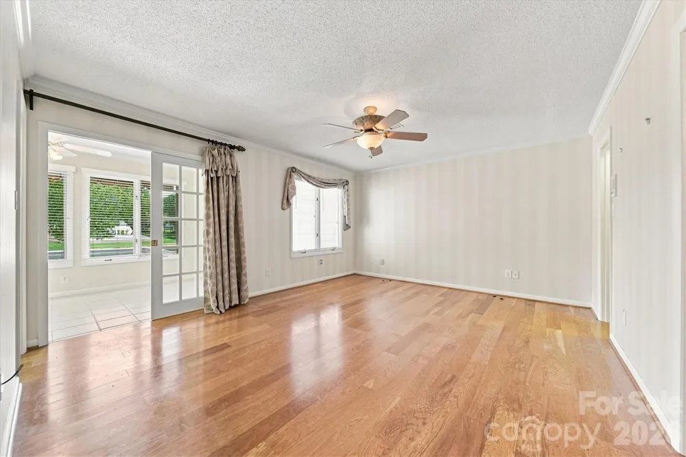 3823 ROCK BRIDGE DRIVE NE Conover, NC 28613