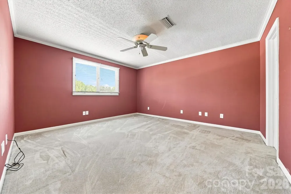 3823 ROCK BRIDGE DRIVE NE Conover, NC 28613