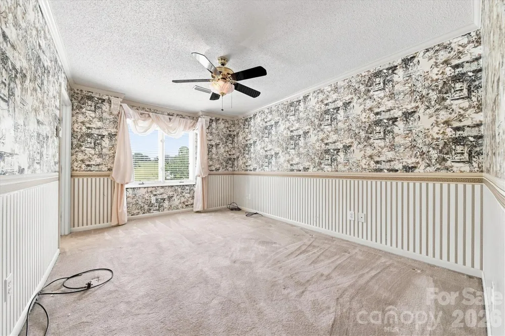 3823 ROCK BRIDGE DRIVE NE Conover, NC 28613