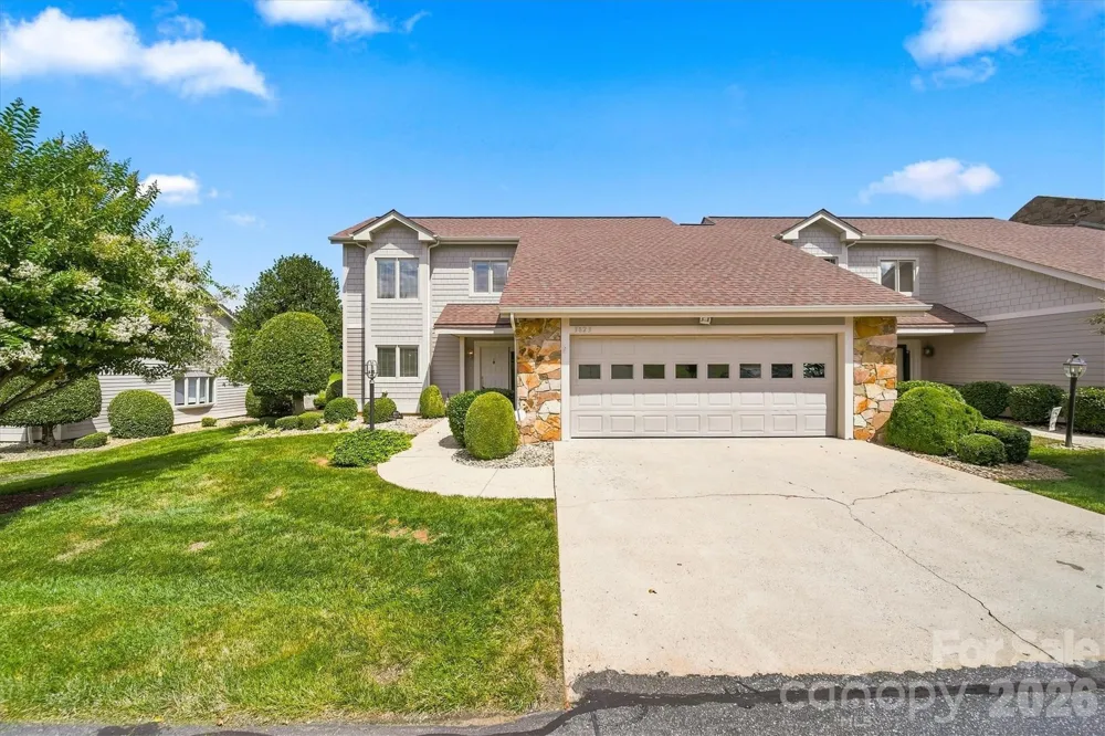 3823 ROCK BRIDGE DRIVE NE Conover, NC 28613