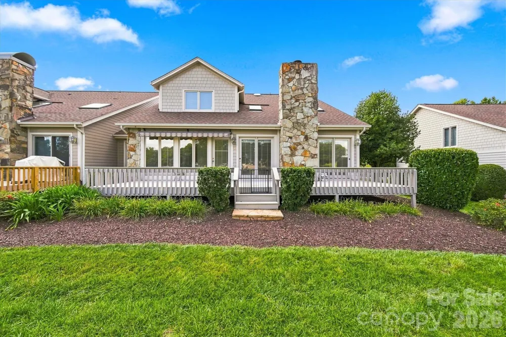 3823 ROCK BRIDGE DRIVE NE Conover, NC 28613
