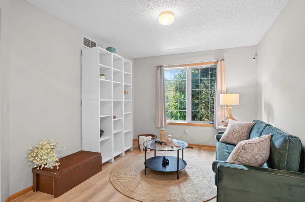 1407 Naples Avenue Cologne, MN 55322