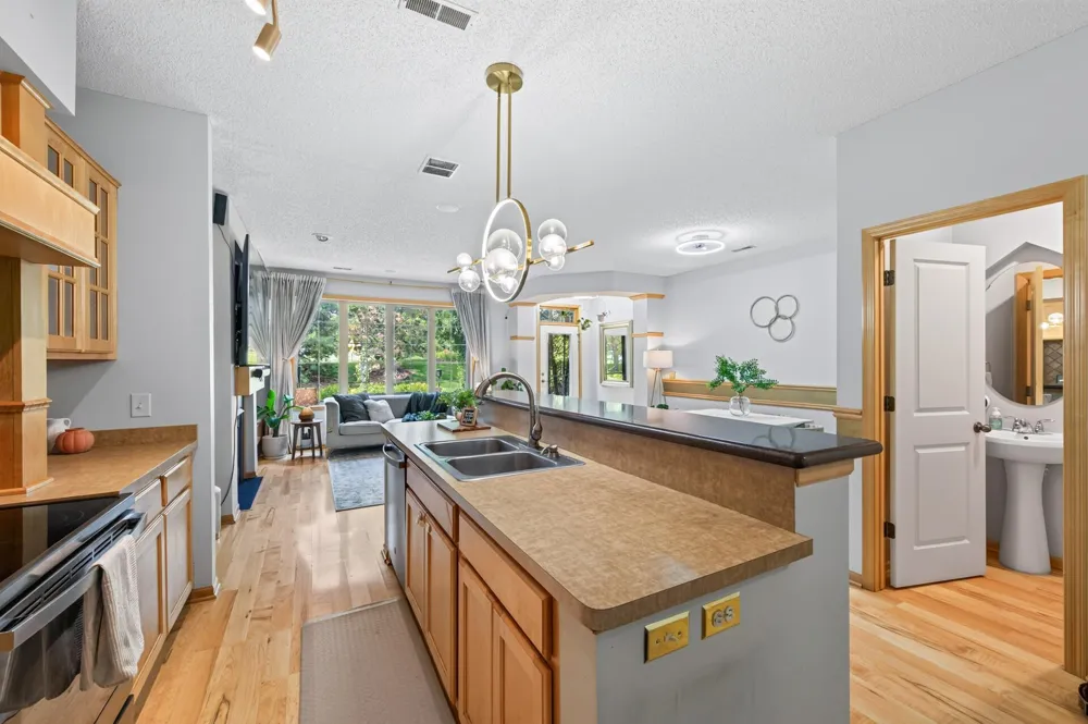 1407 Naples Avenue Cologne, MN 55322