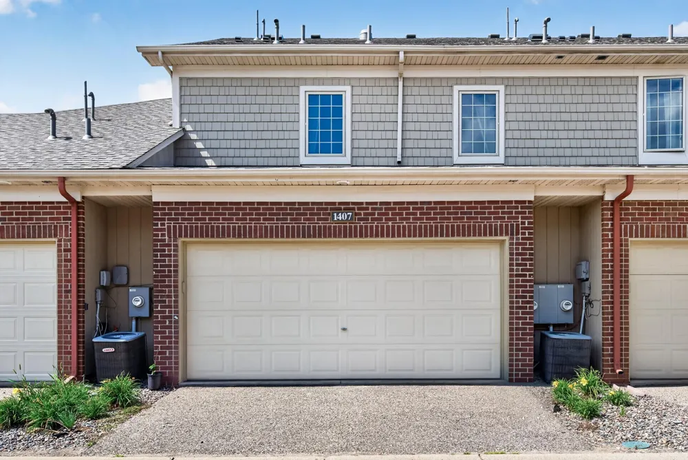 1407 Naples Avenue Cologne, MN 55322
