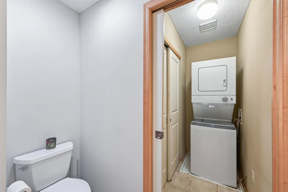 1407 Naples Avenue Cologne, MN 55322