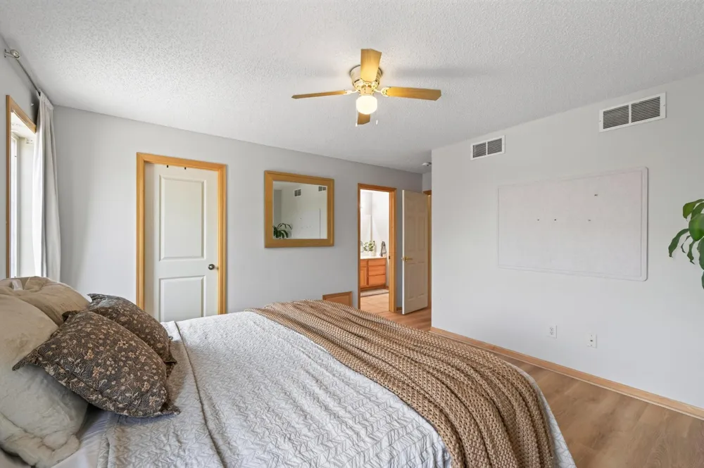 1407 Naples Avenue Cologne, MN 55322