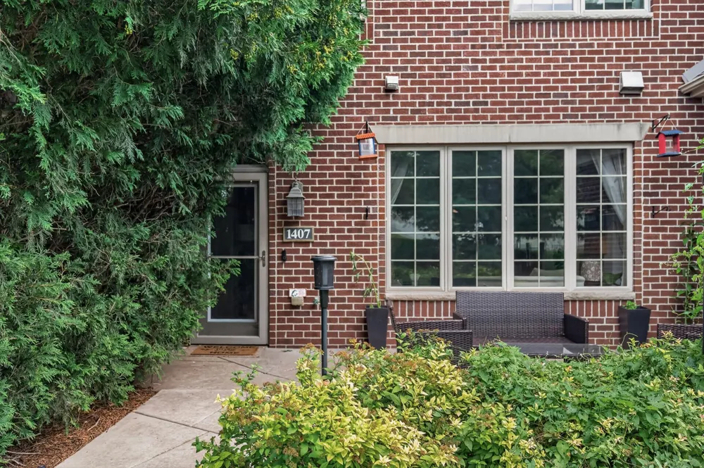 1407 Naples Avenue Cologne, MN 55322
