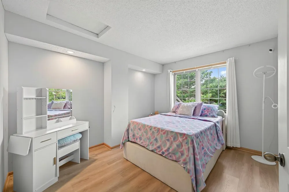 1407 Naples Avenue Cologne, MN 55322