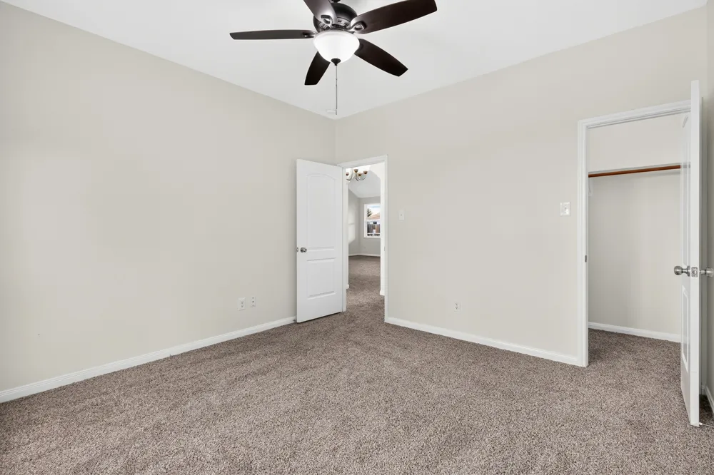 302 Kaylee Way Red Oak, TX 75154