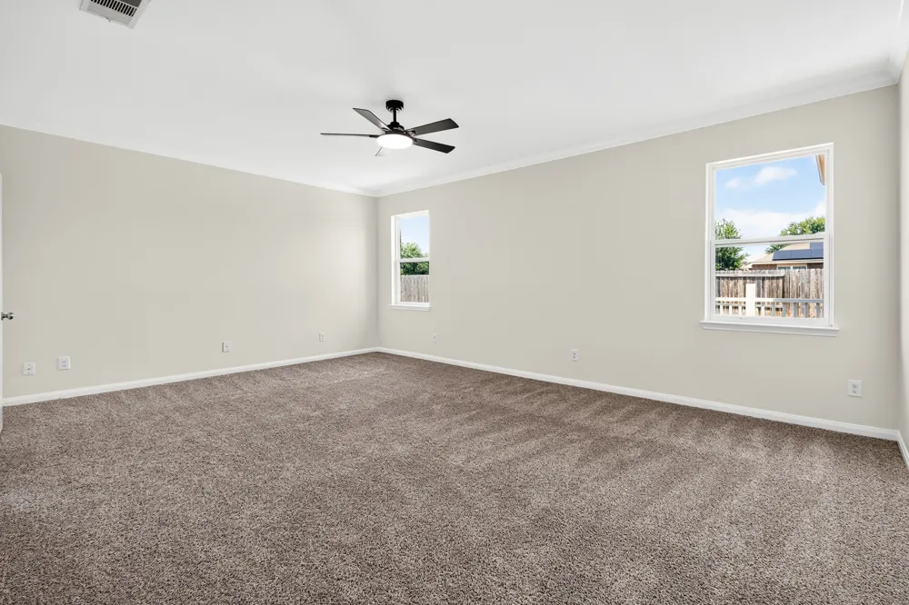 302 Kaylee Way Red Oak, TX 75154