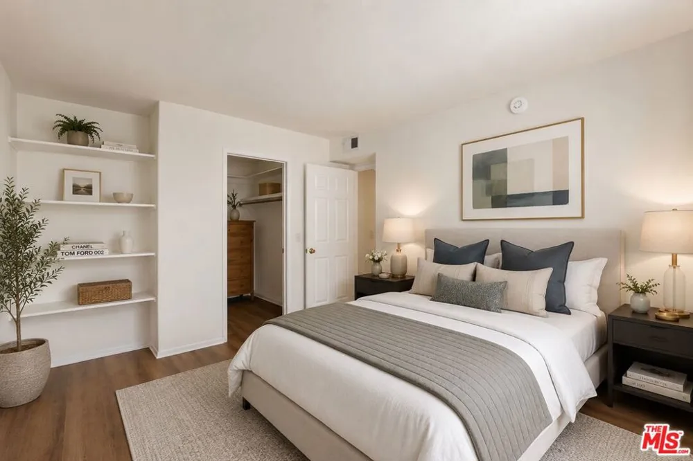 5145 Yarmouth Avenue #29 Encino, CA 91316