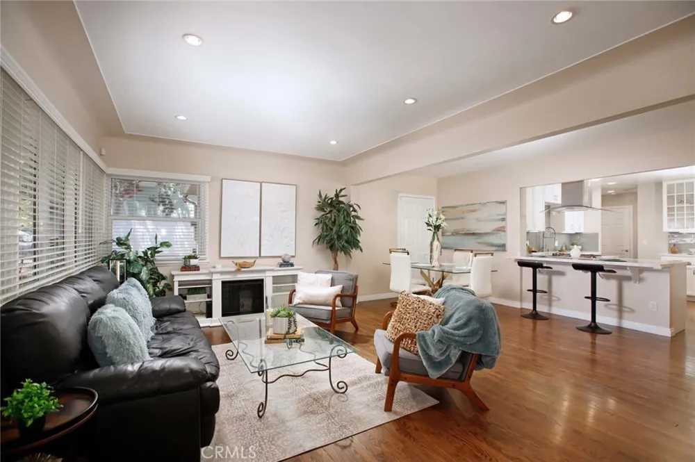 1426 Avon Burbank, CA 91505