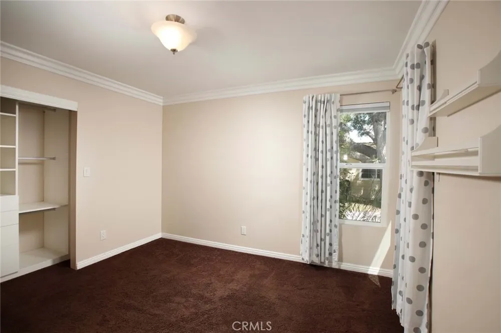 1426 Avon Burbank, CA 91505
