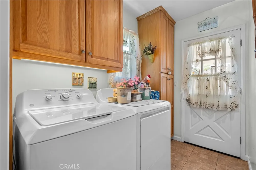 2641 Buena Vista Street Burbank, CA 91504