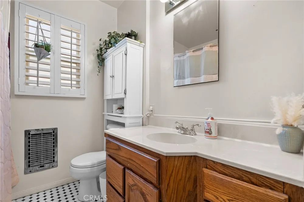2641 Buena Vista Street Burbank, CA 91504