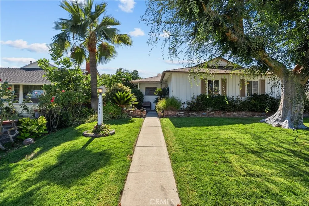 2641 Buena Vista Street Burbank, CA 91504