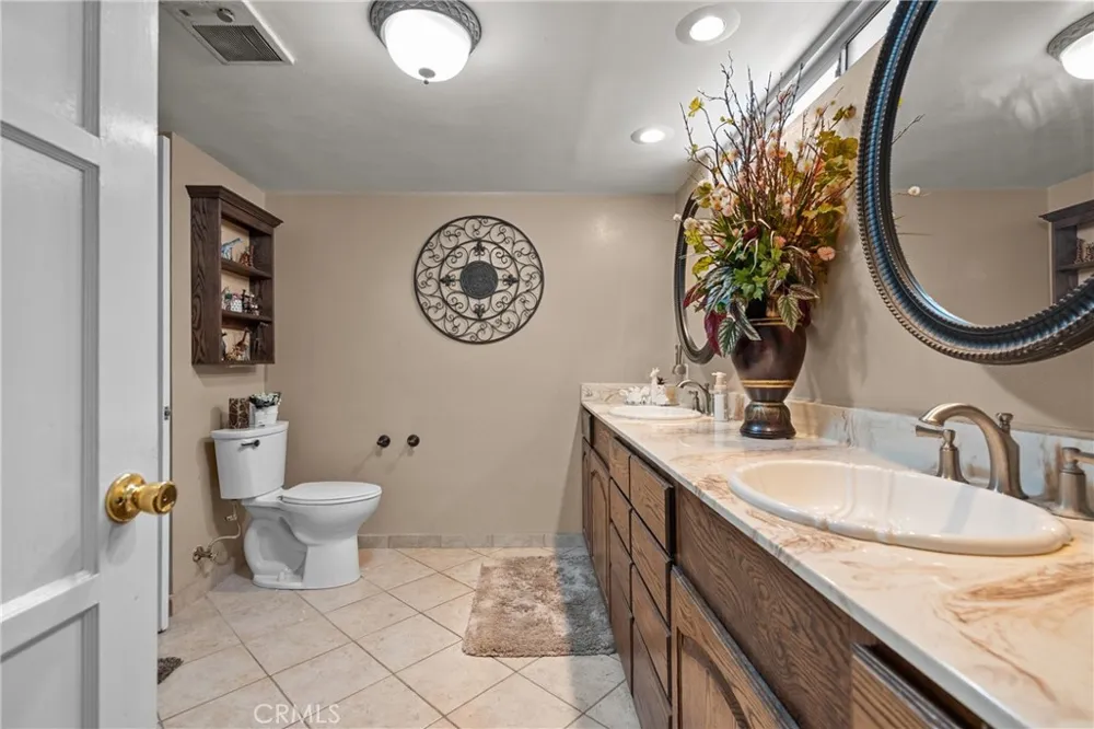 2641 Buena Vista Street Burbank, CA 91504