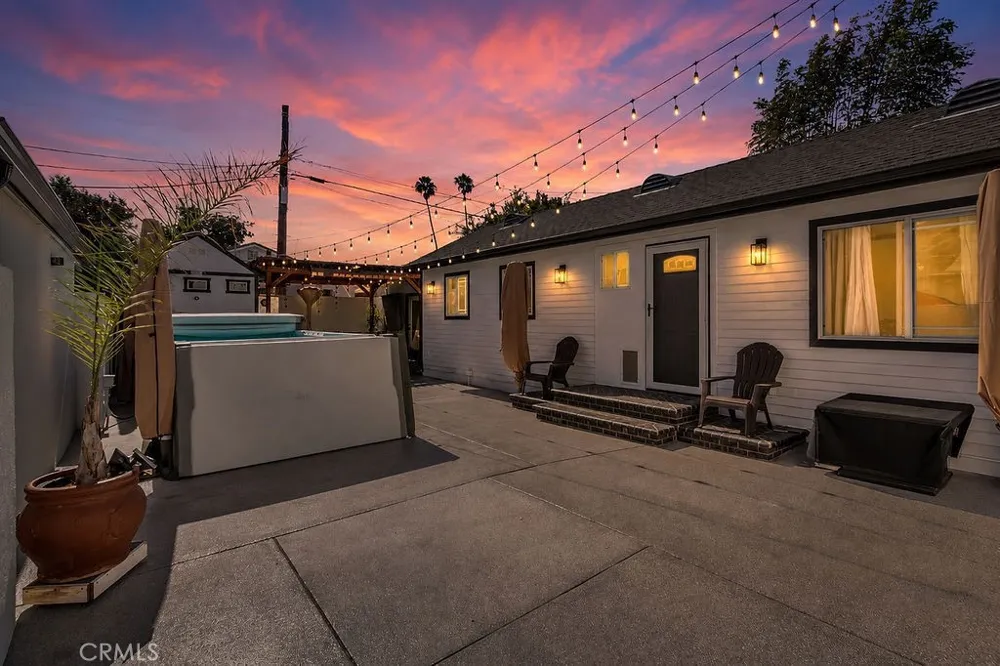 3269 Fay Los Angeles, CA 90034