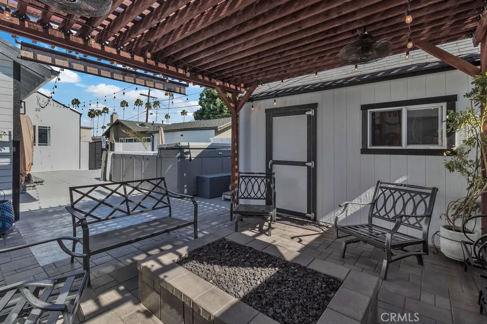 3269 Fay Los Angeles, CA 90034