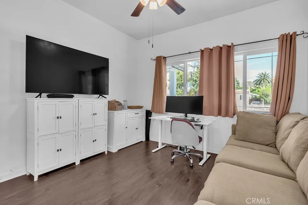 3269 Fay Los Angeles, CA 90034