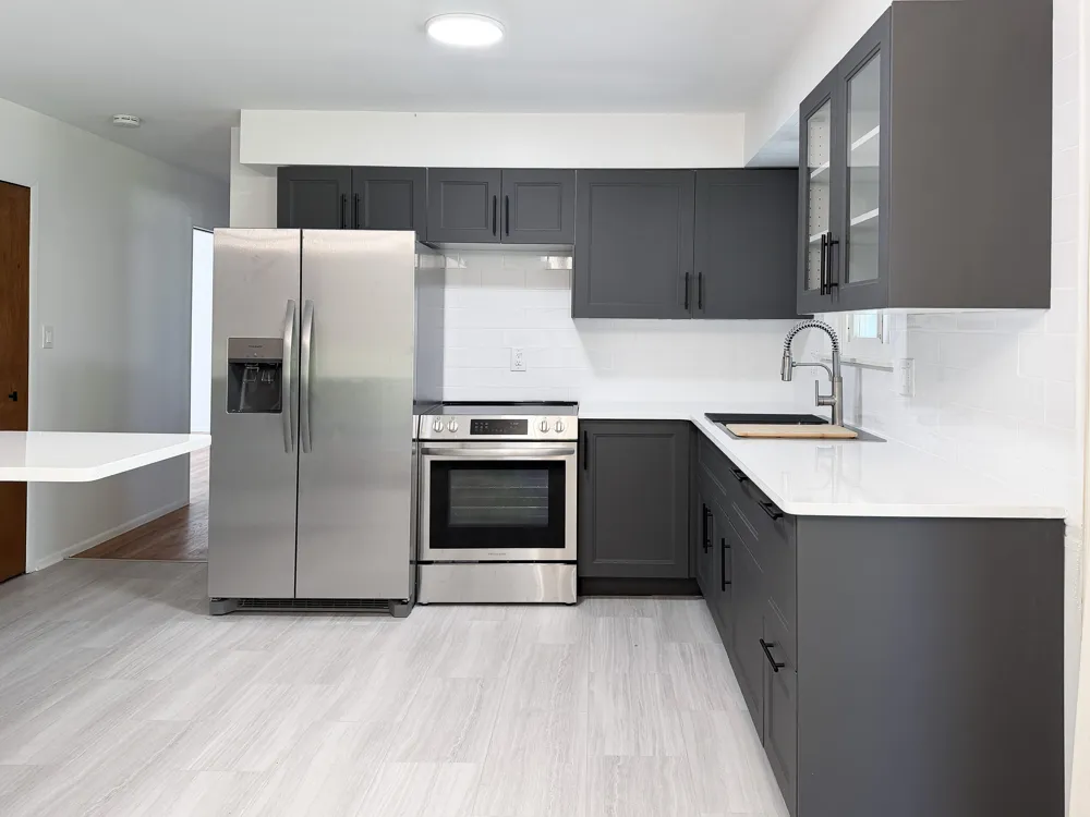 14165 Alexander Livonia, MI 48154