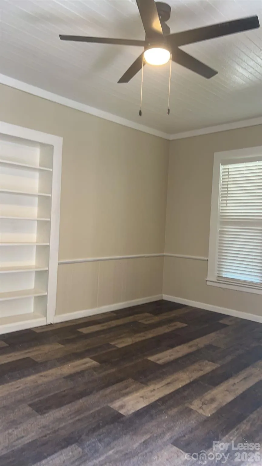 201 E 3rd Avenue Gastonia, NC 28052
