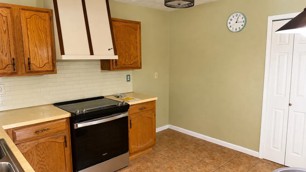 3832 Mulberry Lane Bedford, TX 76021