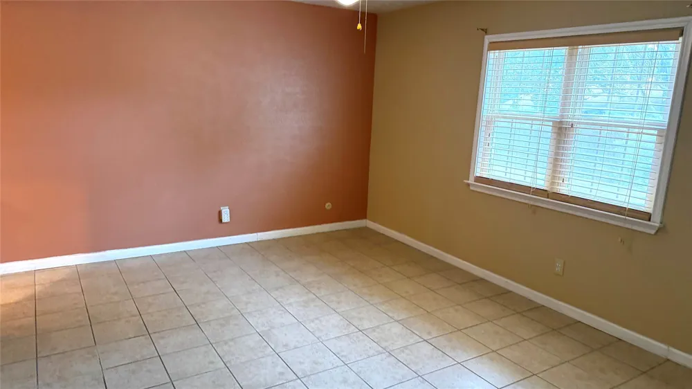 3832 Mulberry Lane Bedford, TX 76021