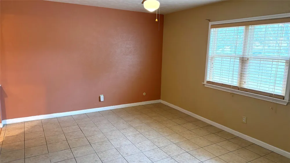 3832 Mulberry Lane Bedford, TX 76021