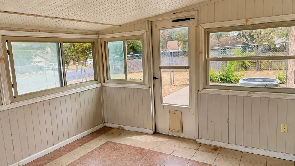 3832 Mulberry Lane Bedford, TX 76021