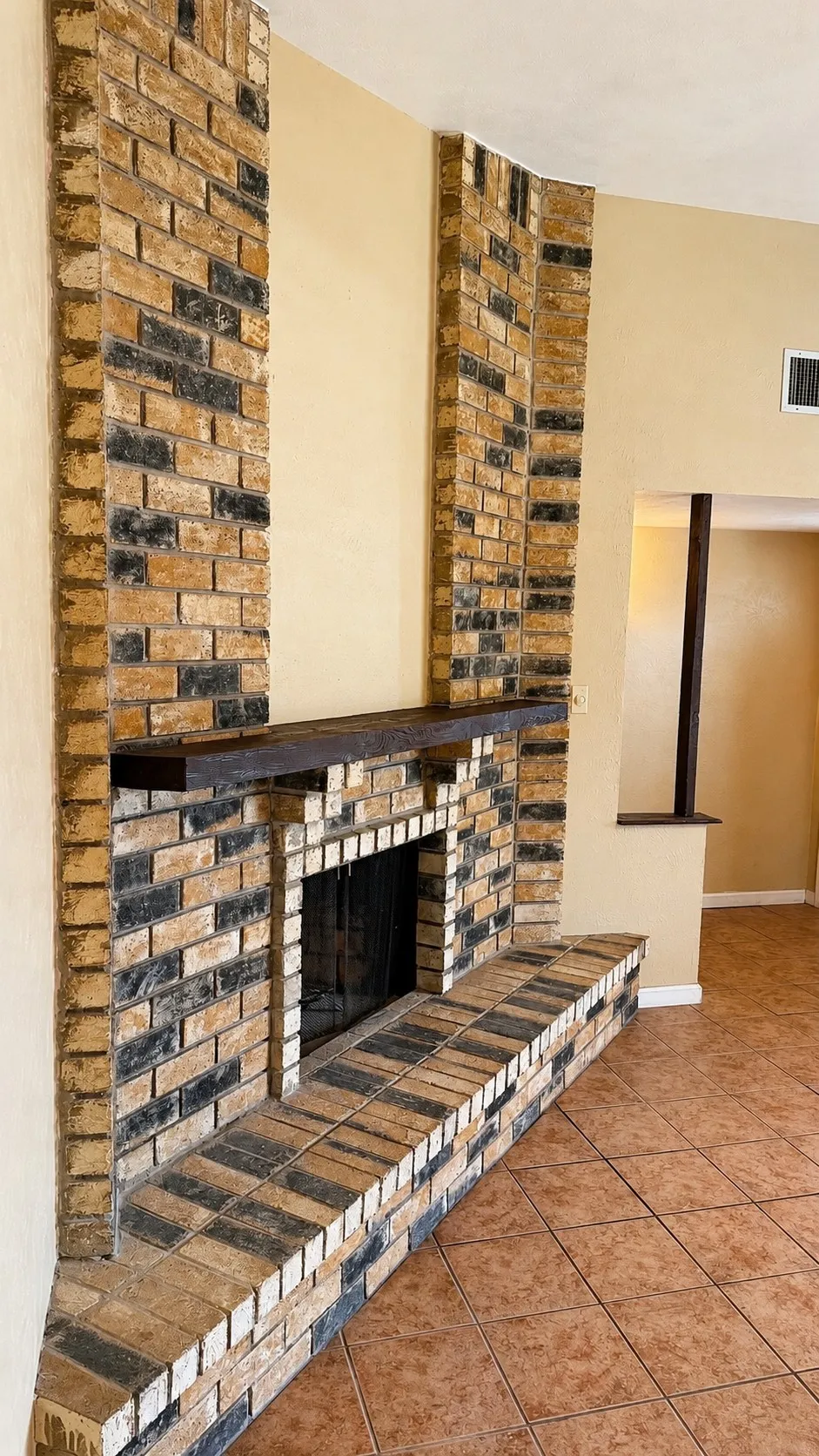 3832 Mulberry Lane Bedford, TX 76021