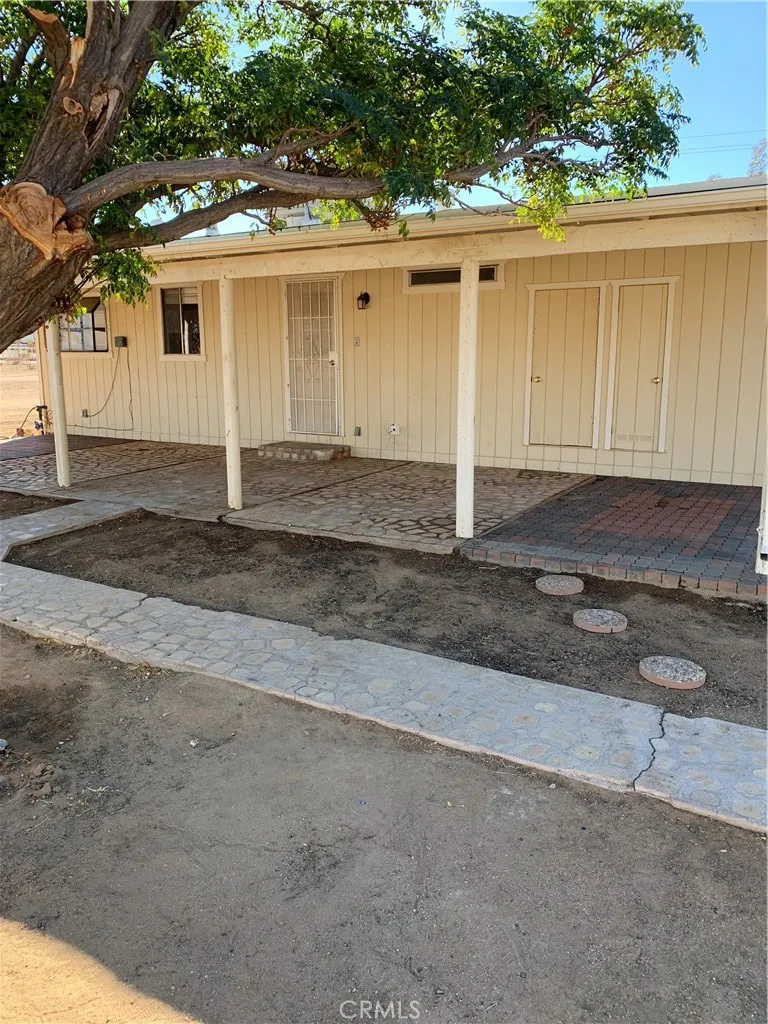 11921 Milpas Drive Apple Valley, CA 92308