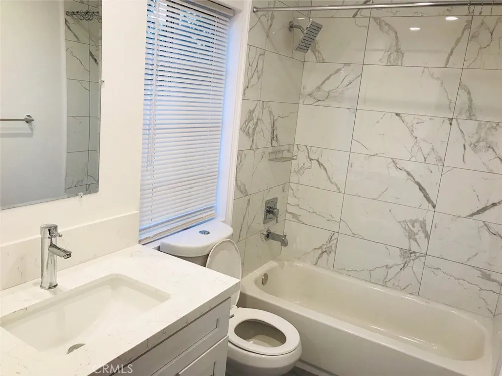 14253 Gilmore Street #A Van Nuys, CA 91401