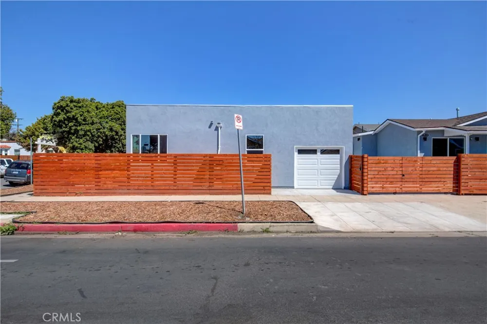 3626 S Cimarron Street Los Angeles, CA 90018