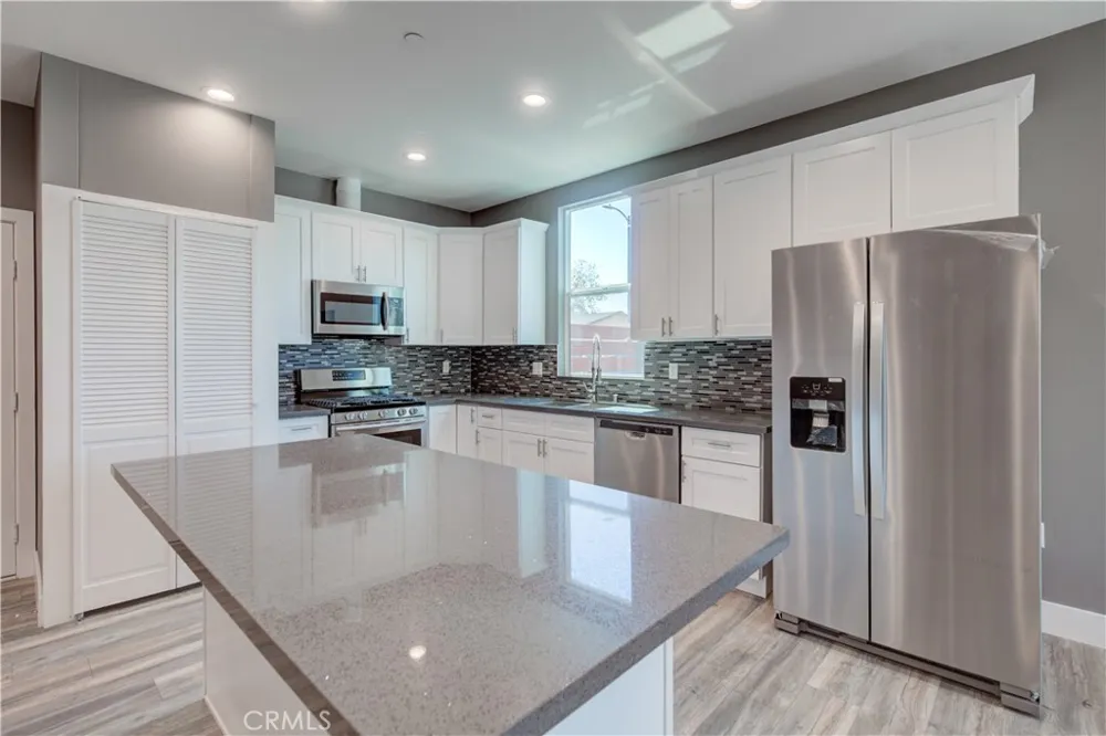 3626 S Cimarron Street Los Angeles, CA 90018